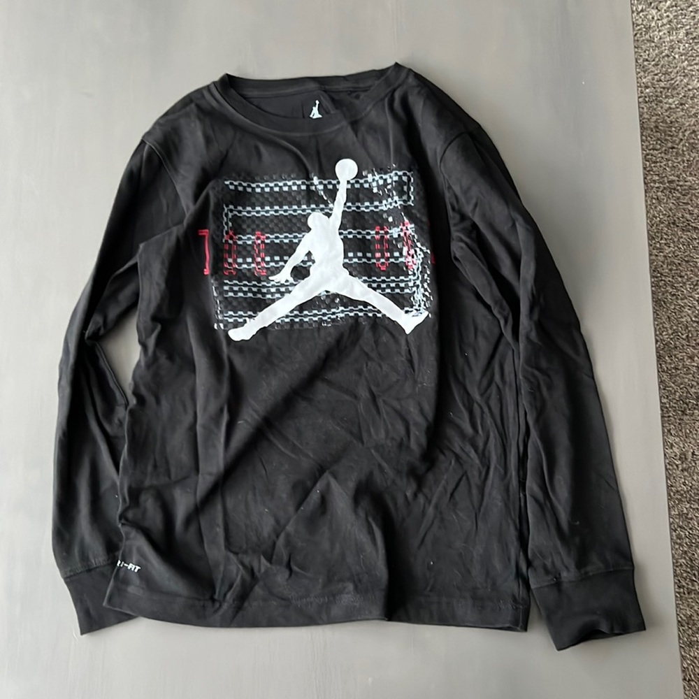 Long sleeve shirt